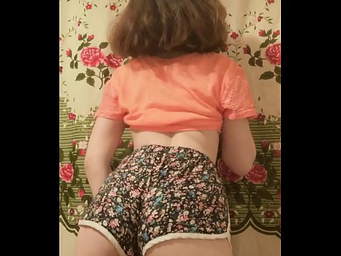 ❤️ Секси млада мадама сваля шортите си пред камерата. ️ Секс видео в bg.javarchive.top ❌️❤